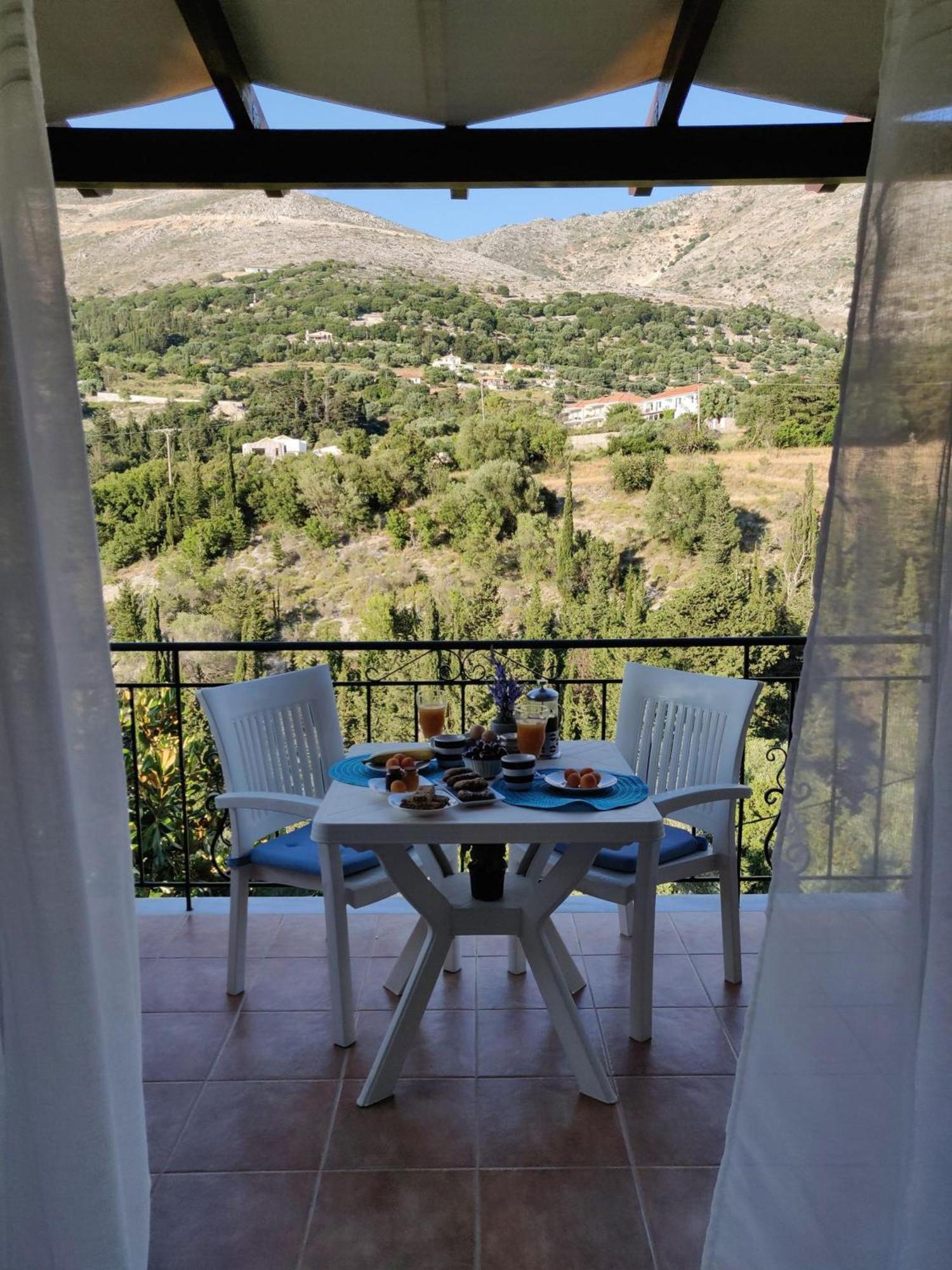 Myrtos Kefalonia Apartment Divarata